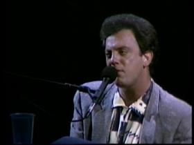 Billy Joel Leave A Tender Moment Alone (Live)